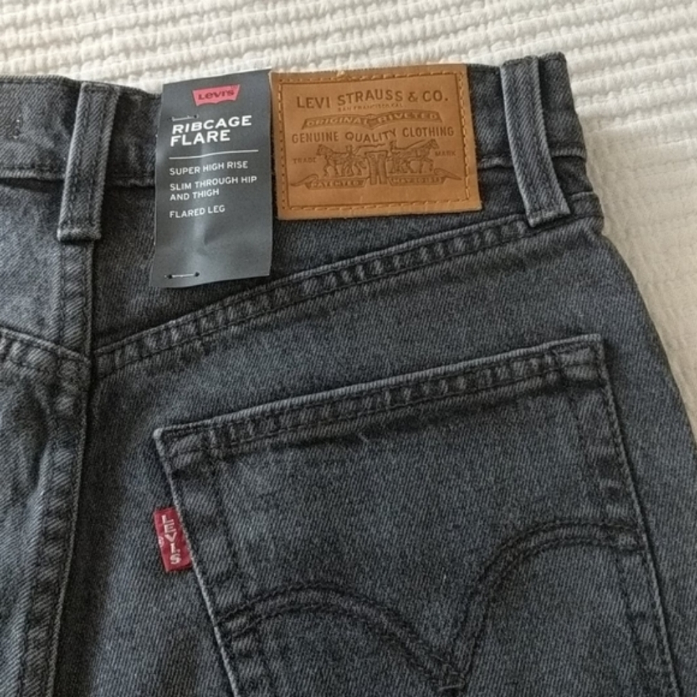Levi's Ribcage High Rise Flare Jeans Black Grey - Picture 8 of 8